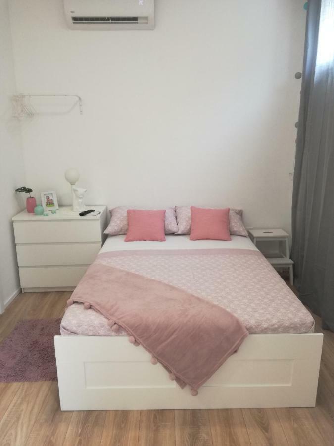 Apartman Karmen Apartment Tucepi Bagian luar foto